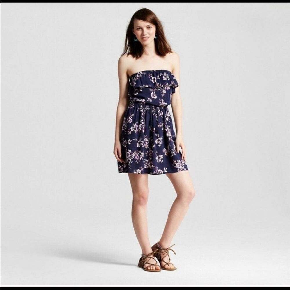 Floral strapless dress
